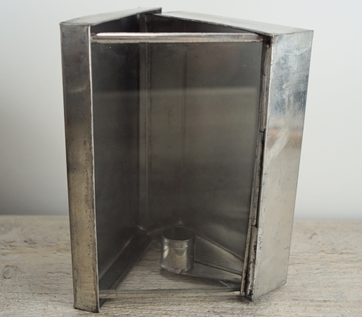Klapp Kerzenhalter mit Glasscheibe, Ma�e: ca. 16 cm x 11 x 3,5 cm, Material: Tin + Glas