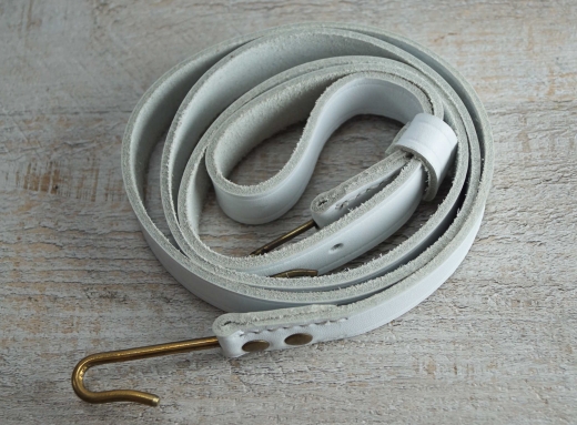 Schulterriemen f�r S�belkoppel Leder wei�, Material: Riemen Leder, Haken Messing