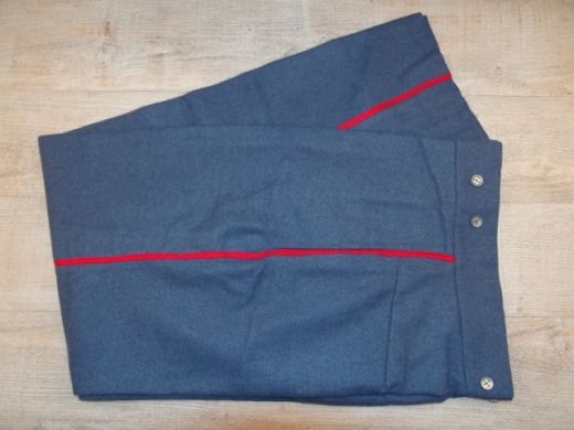 CS / US Hose mittelblau, mit schmalen roten Streifen, 100% Wolle