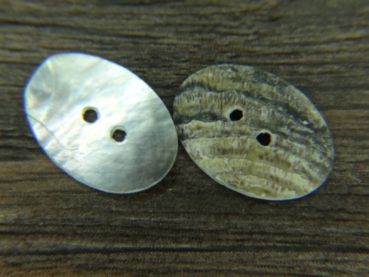 Hemd- Blusenknopf, Perlmutt oval, Preis pro St�ck