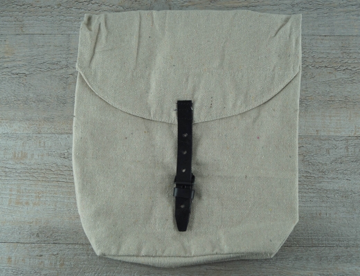 CS Brotbeutel einfach, Haversack, Material: 100% Baumwolle, Verschlu Lederriemen + Eisenschliee