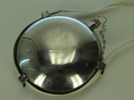 Feldflasche, Stainless ohne �berzug, ca. 1,1 Liter, Material: Verschlu� Kork, Baumwollgurt, Flasche Edelstahl