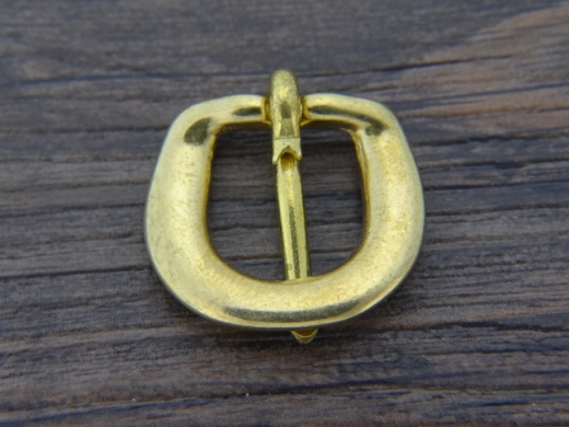 D Schliee, Riemenbreite bis 1,4 cm, Material: Messing