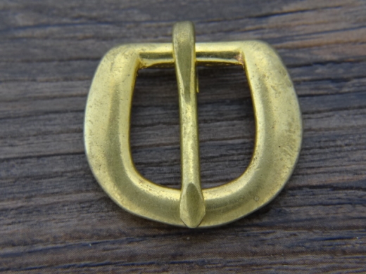 D Schliee, Riemenbreite bis 1,8 cm, Material: Messing