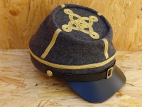 CS Kepi dunkelgrau Major bis Colonel, auen 100% Wolle, Futter 100% Baumwolle, Schirm / Schweiband 100% Leder