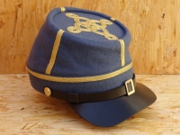 CS Kepi hellblau Major bis Colonel mit Lederschirm