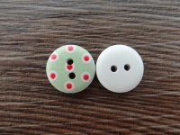 Holzknopf weiß / hellgrün mit weiß / roten Punkten, 2 Loch, ca. 1,5 cm