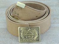 Koppel natur mit Georgia Kasten Schliee und Beltkeeper, Material: Koppel Leder, Schliee + Beltkeeper Messing