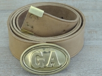 Koppel natur mit GA Schliee + Beltkeeper Material: Koppel Leder, Schliee Messing gestanzt bleigefllt, Beltkeeper: Messing