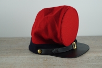 Bummers Kepi rot / dunkelblaues Band, auen 100% Wolle, Futter 100% Baumwolle, Schirm / Schweiband 100% Leder