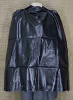 Gum Blanket als Poncho, verst�rkter Halsausschnitt, Optik geteert, Material: 100% Baumwolle einseitig beschichtet, Messing�sen