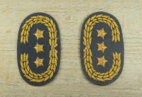 Kragenabzeichen General Infanterie dreifaches Eichenlaub