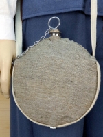 Feldflasche, Jeanwool-Optik Canteen, ca. 1,1 Liter, Bezug + Gurt 100% Baumwolle, Flasche stainless, Verschlu Kork